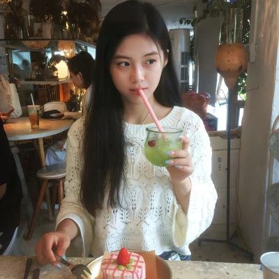 爱在心里口难开封面